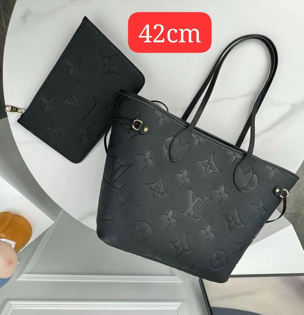 Louis Vuitton Bag Neverfull MM in Monogram Empreinte Leather